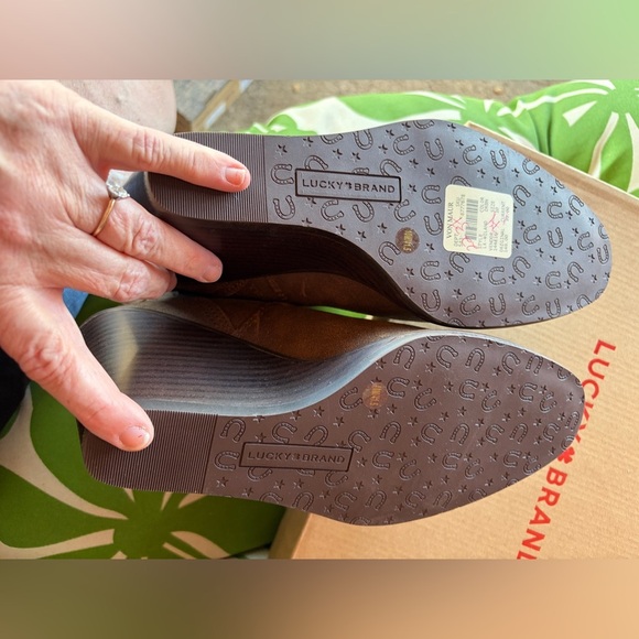 Lucky Brand Fall Wilano Suede Desert Palm Career Stacked Wedge Heel Boots NWT 10 - Picture 11 of 12